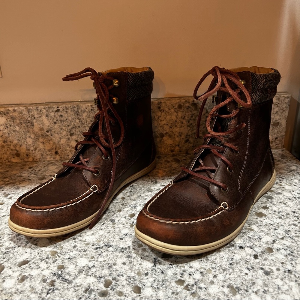 Women's Sperry Bayfish Brown Leather Lace up Boots Size: 8.5M